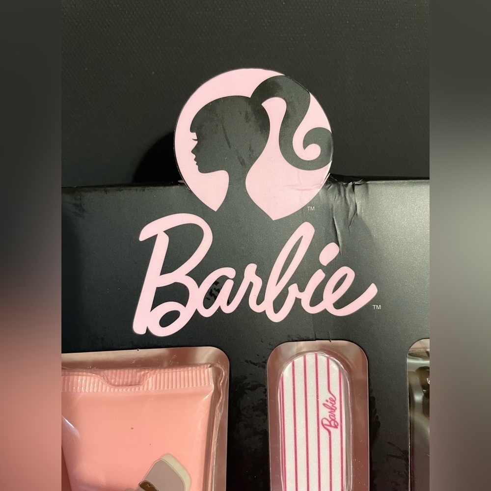 Barbie Lotion Set Barbie Nail File Barbie Collector Barbie Women’s SPA Set 🆕